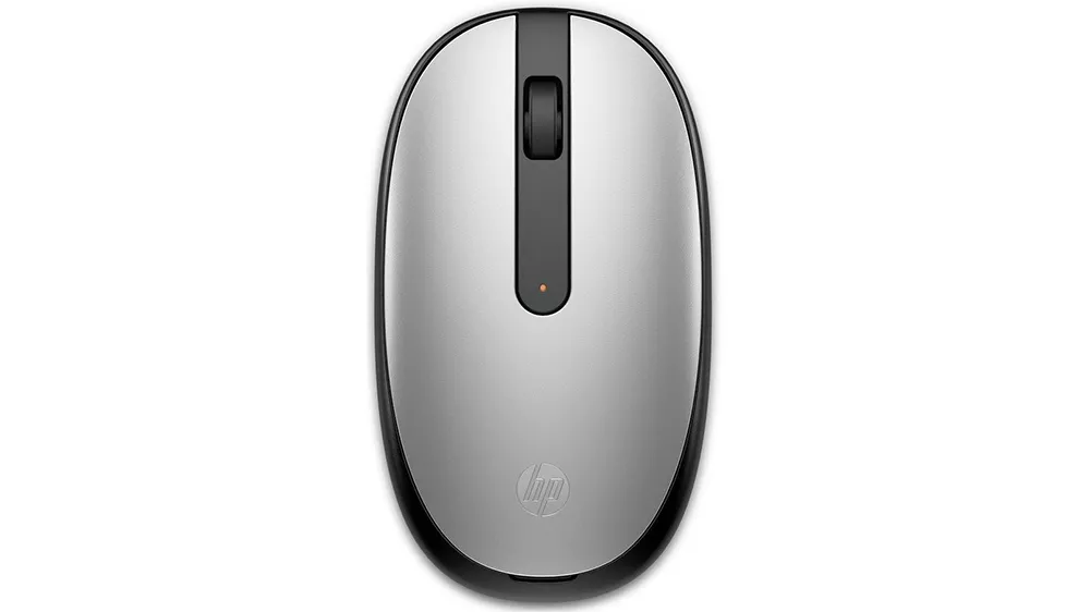 Bluetooth myš HP 240 Pike Silver na bielom pozadí zobrazujúca elegantný strieborný dizajn a ergonomický tvar