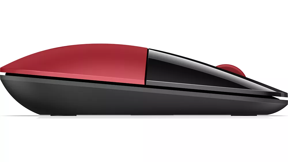 Myš HP Z3700 Cardinal Red Wireless s vysunutým úložiskom pre nano prijímač ukazujúca praktické riešenie pre prenášanie