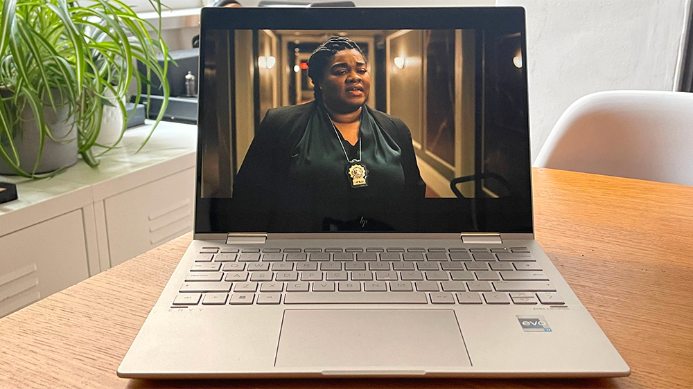 Obrazovka notebooku HP Envy_2