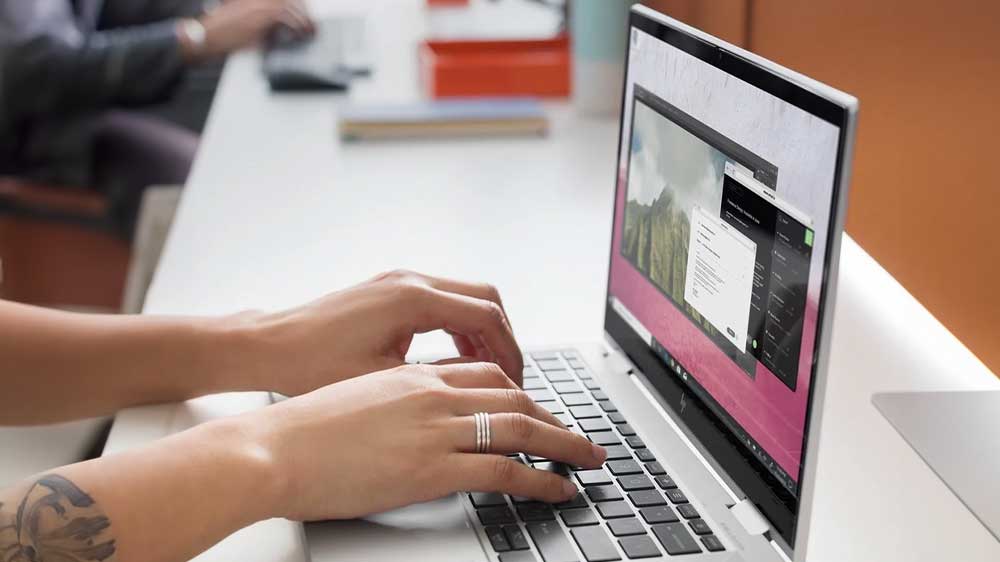 Práce na HP EliteBook 835 G11_05