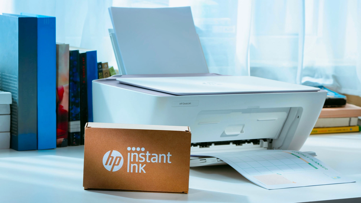 Tisk&aacute;rna HP DeskJet 2922 All-in-One v interi&eacute;ru