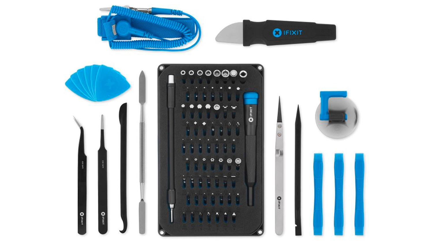 Elektronická opravárenská sada iFixit Pro Tech IF145-307-4 na bílém pozadí zobrazující kompletní sadu