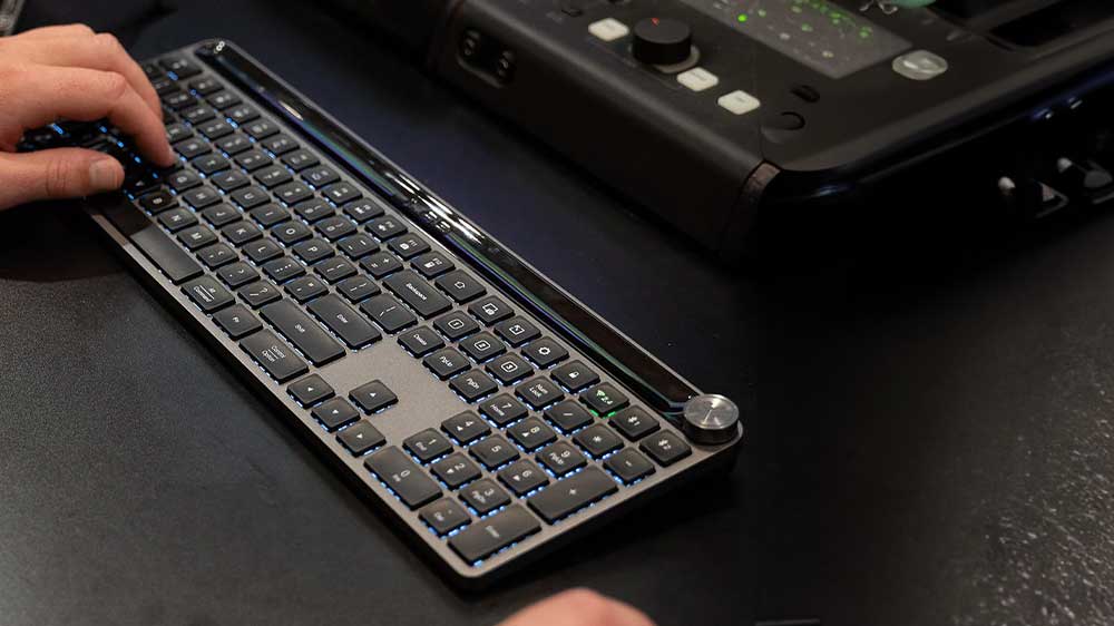 Bezdrátová klávesnice JLAB Epic s multimediálním otočným knoflíkem_02
