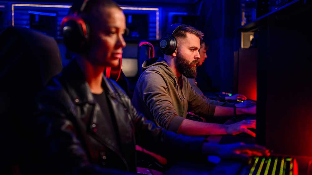 Hraní na počítači. Ilustrační snímek_02