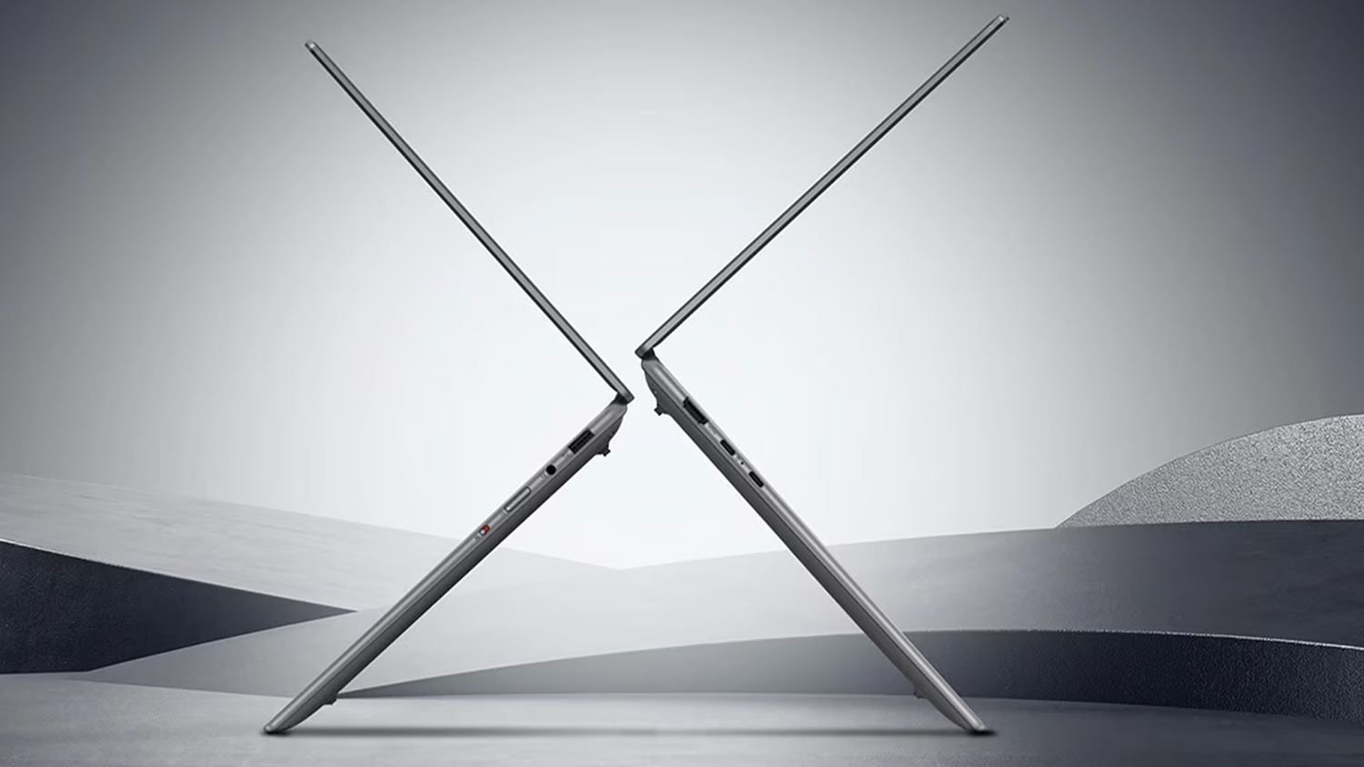 Porty notebooku Lenovo Yoga Pro 7