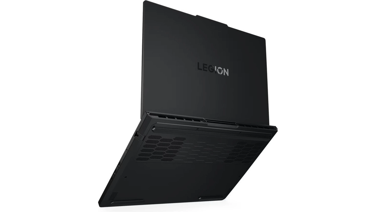 Pohled zespodu na rozevřen&yacute; notebook Lenovo Legion Pro 5