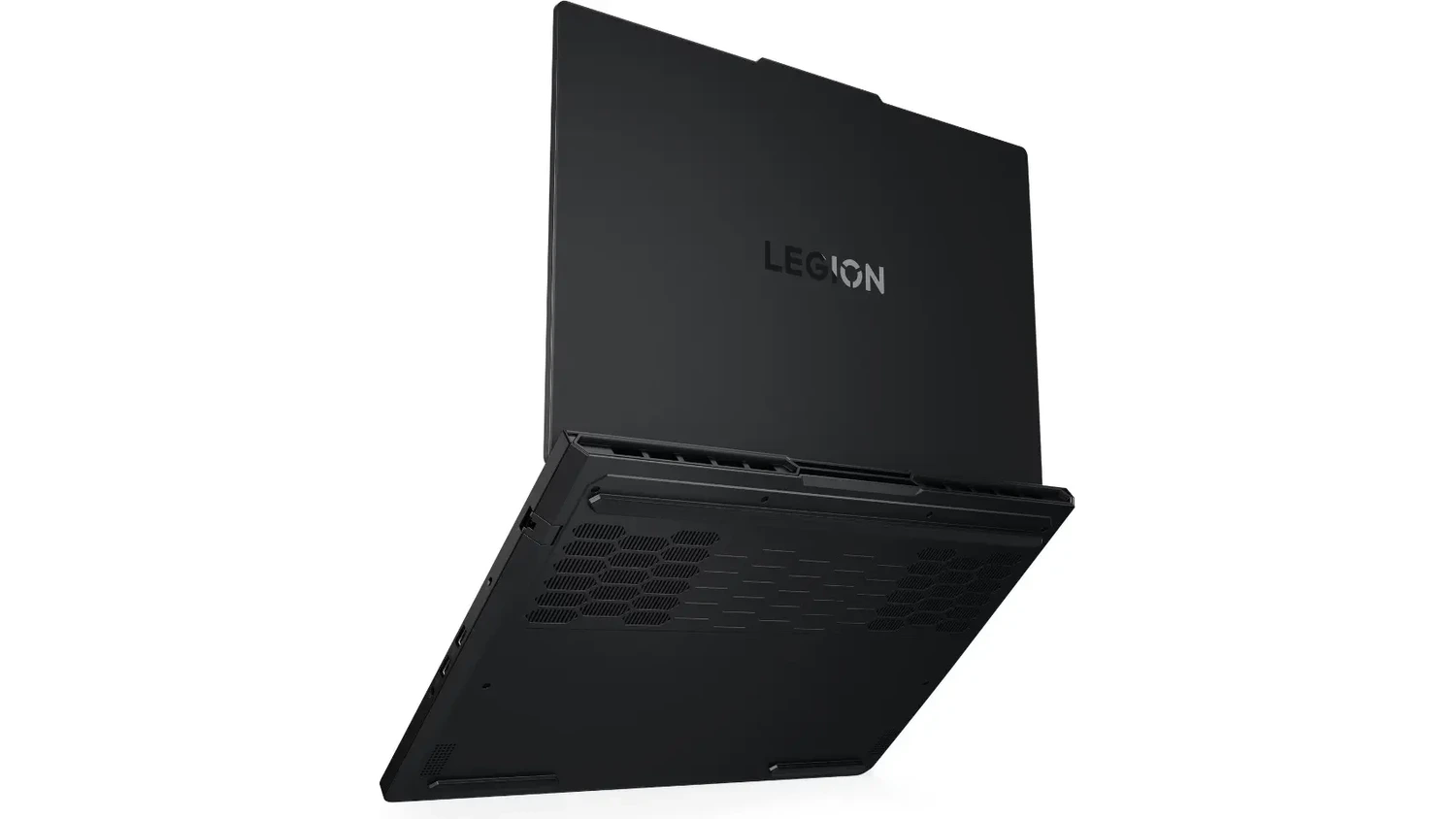 Pohled &scaron;ikmo zespodu na notebook Lenovo Legion Pro 5 16IAX10H