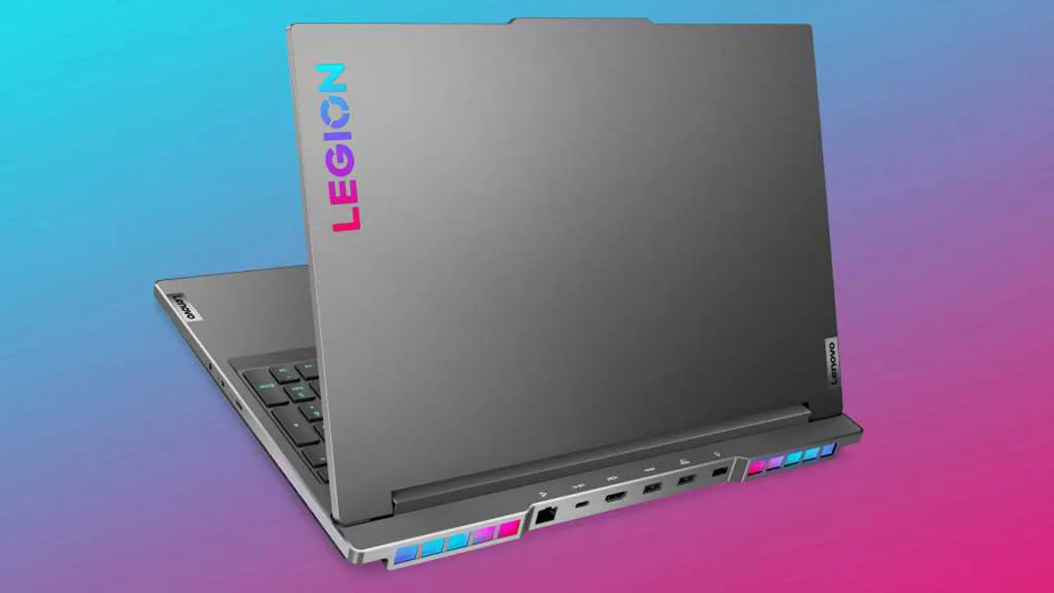 Barevné pozadí s notebookem Lenovo