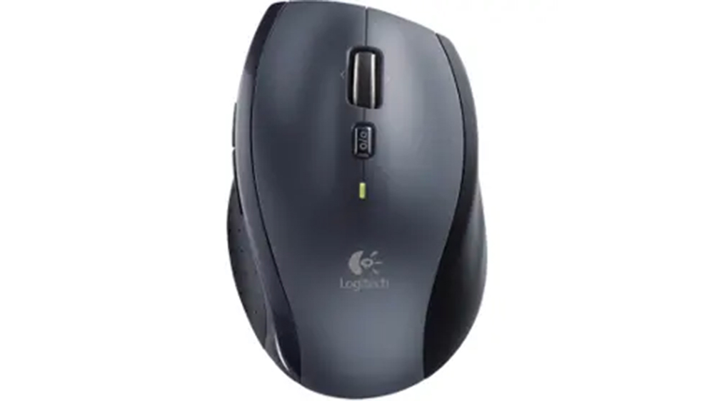 PC myš Logitech Marathon M705 na bílém pozadí