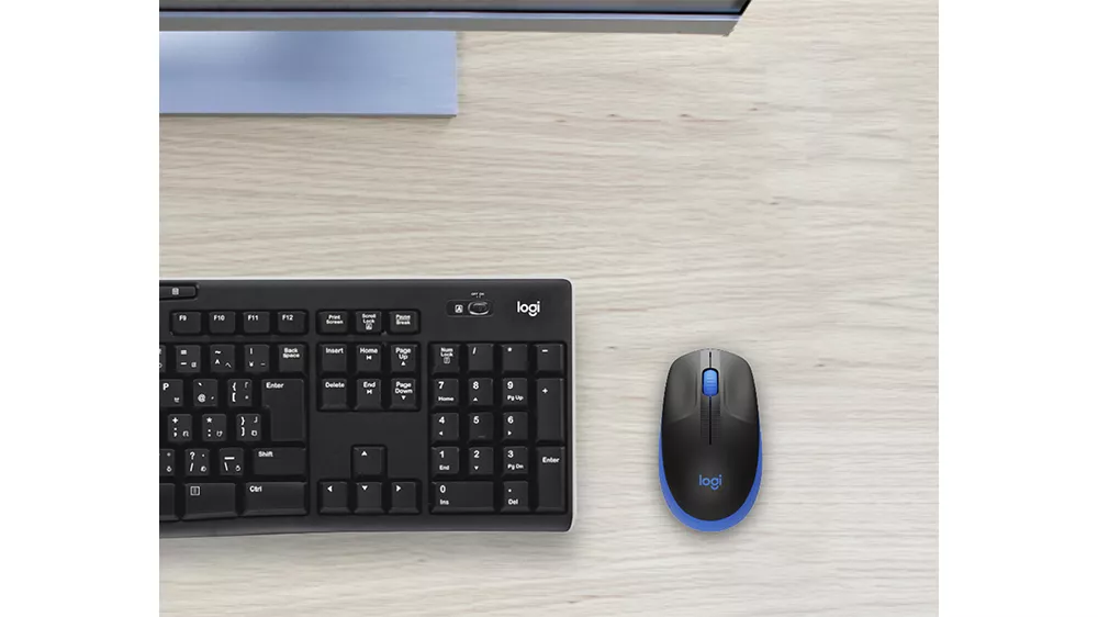 Myš Logitech M190 blue zobrazujúca ergonomický tvar pre pohodlné dlhodobé používanie