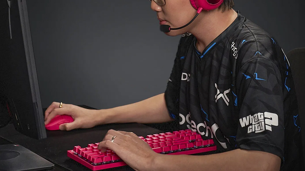 Herní klávesnice bezdrátová LOGITECH G PRO X TKL růžová