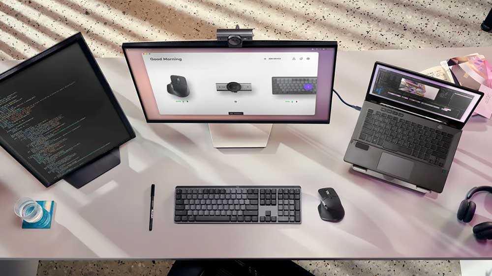 Webkamera Logitech MX Brio Ultra HD Black instalovaná na počítači_02