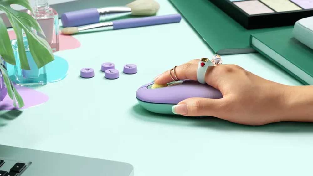 Připojení bezdrátové myši Logitech POP with emoji k více zařízením _03