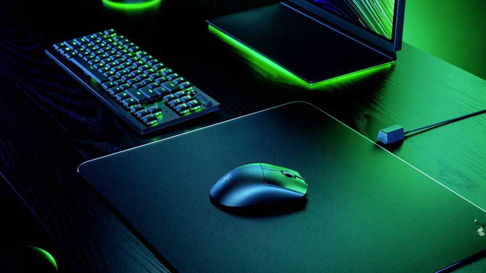 Herní podložka s myší Razer Viper V3 HyperSpeed_03
