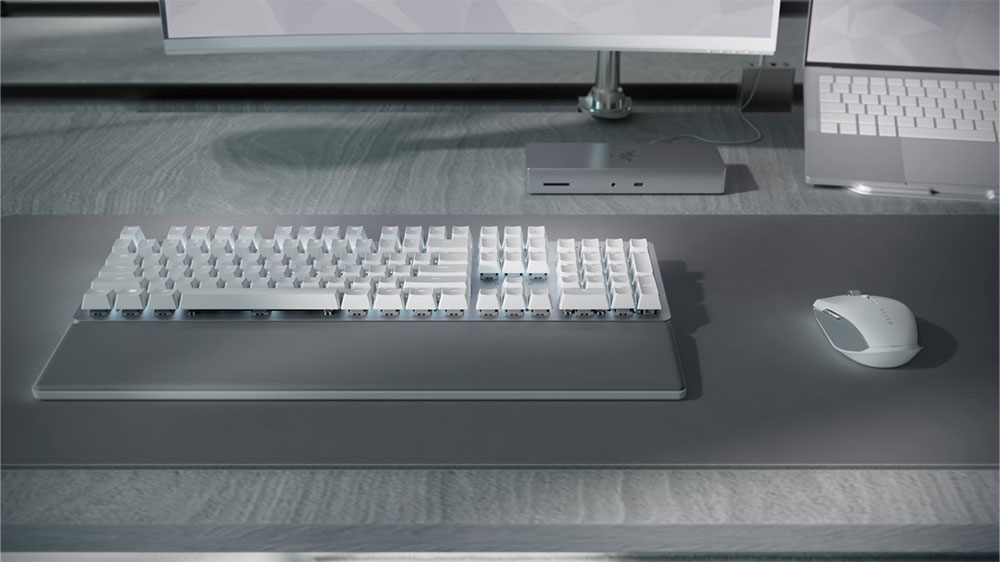 Pracovní stůl s klávesnicí Razer Pro Type Ultra_02