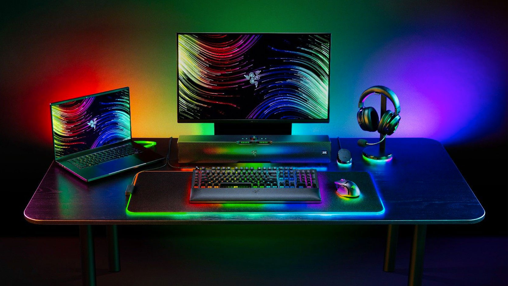 Herní setup s Razer BlackWidow V4 Pro_02
