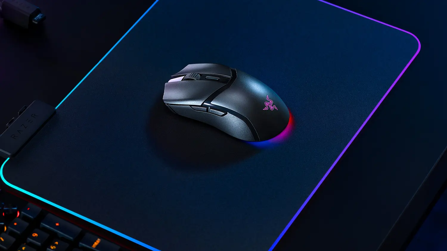 Myš Razer Cobra HyperSpeed na podložke
