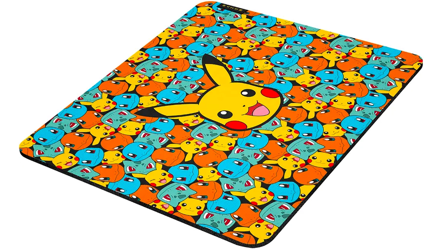 Podložka pod myš Razer GIGANTUS V2 Pokémon šikmý horný pohľad
