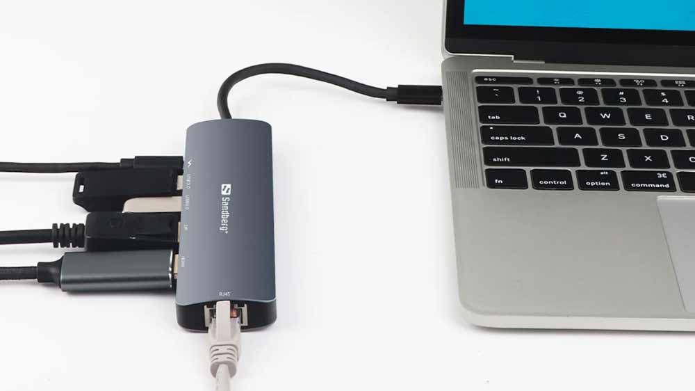 Notebook připojený k Sandberg USB-C 8K Display Dock_2