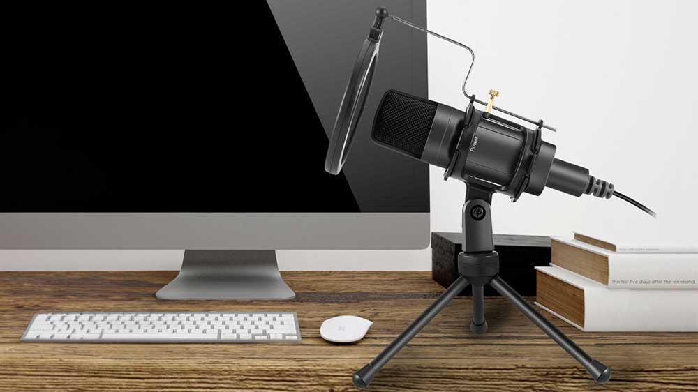 Streamovací mikrofon Audis Speedlink u monitoru_02