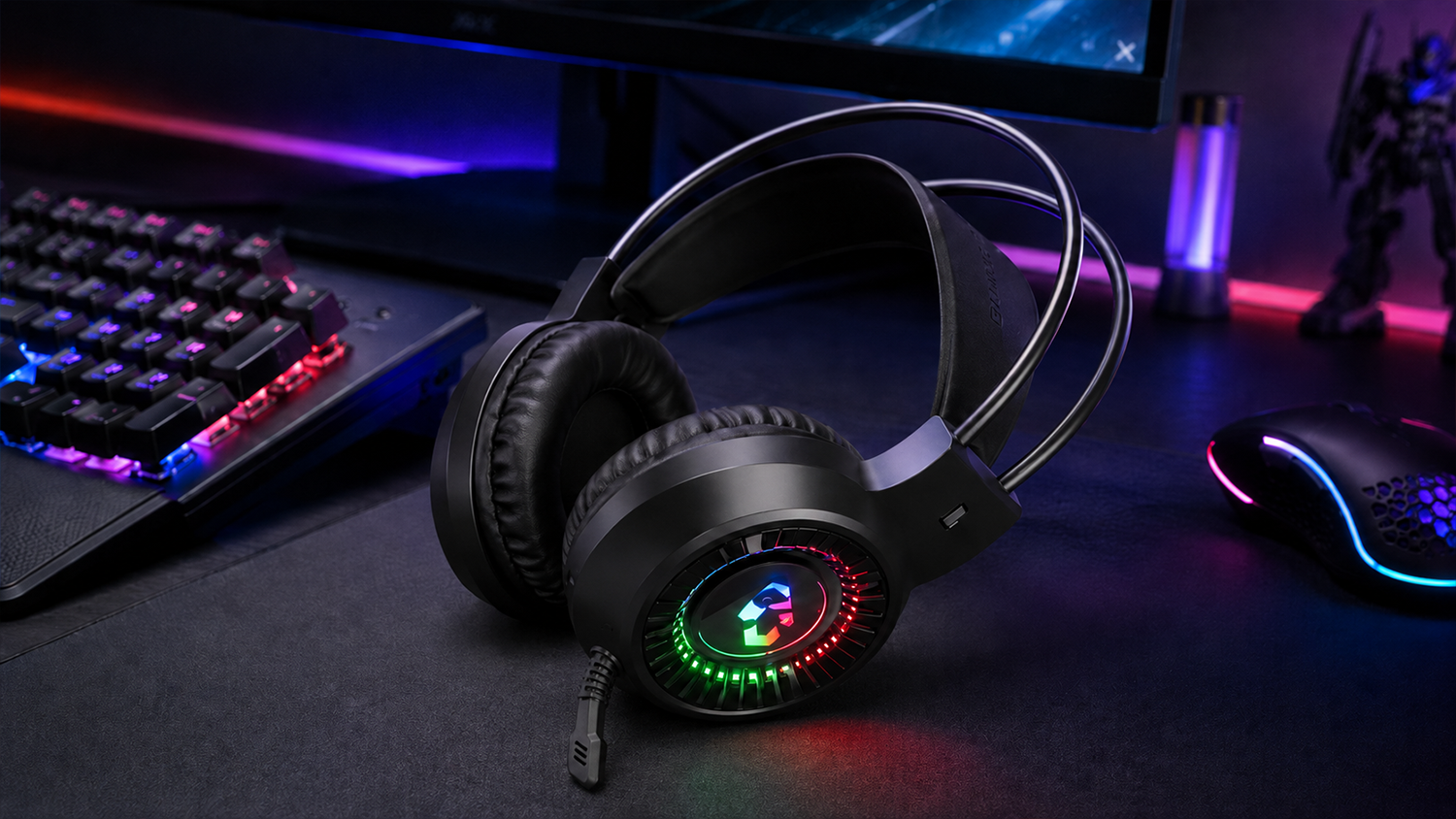Herní sluchátka Speedlink Voltor LED Stereo SL-860021-BK na herním stole