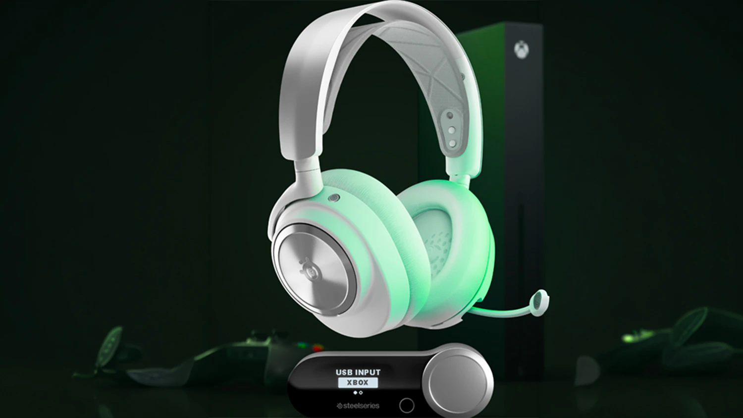 Bezdrôtové slúchadlá SteelSeries Arctis Nova Pro Xbox Wireless pred konzolou Xbox