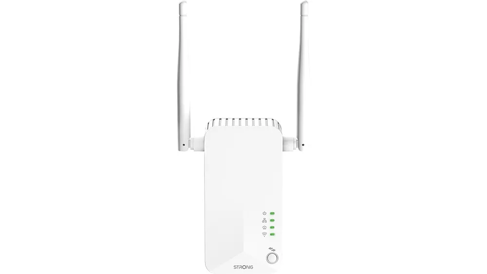 Powerline adapt&eacute;r Strong &ndash; pohled zepředu _03