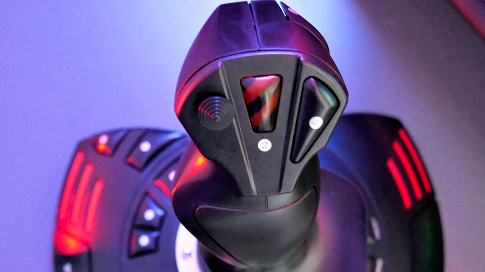 Joystick Thrustmaster T. Flight Stick X_01