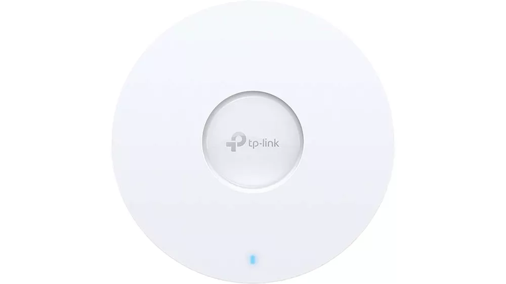 Wi-Fi prístupový bod TP-Link Omada EAP610 AX1800 na bielom pozadí zachytávajúci celkový dizajn zariadenia