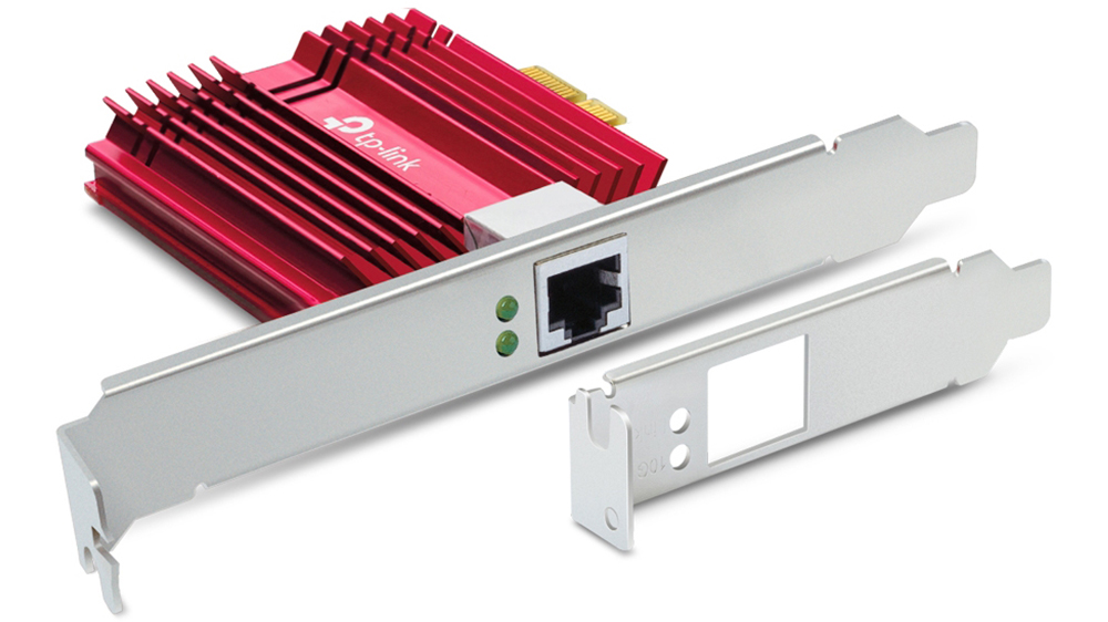 S&iacute;ťov&aacute; karta TP-Link TX401 10 Gigabit PCI Express na b&iacute;l&eacute;m pozad&iacute; zobrazuj&iacute;c&iacute; celkov&yacute; design a konektory