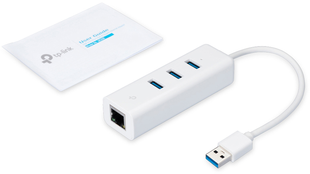 USB 3.0 3-portový hub & gigabitový ethernet adaptér 2 in 1 TP-Link UE330 připojený k notebooku demonstrující plug and play funkci