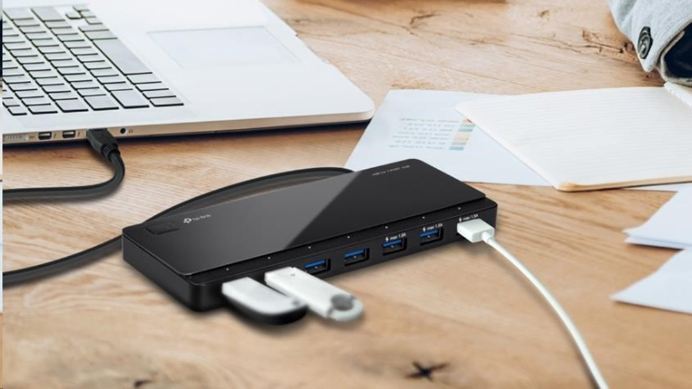 Připojená zařízení k TP-Link UH700 USB hub_03