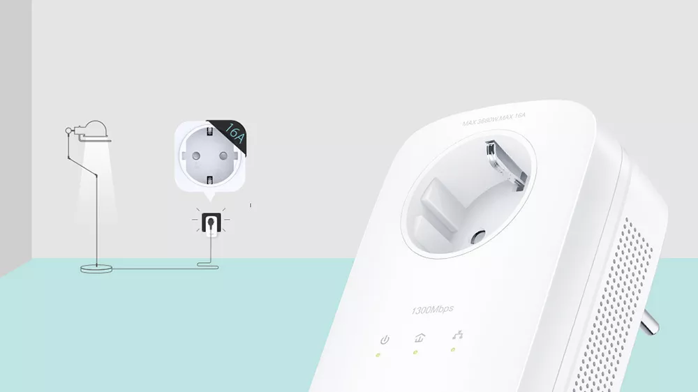 Powerline adapt&eacute;r TP-Link TL-PA8033P-s integrovanou nap&aacute;jec&iacute; z&aacute;suvkou
