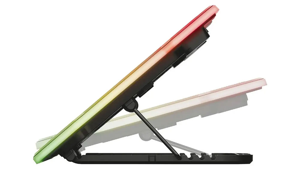 Chladicí podložka Trust GXT1126 Aura z boku_03