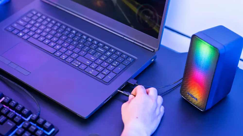 Zapojování reproduktorů Trust GXT 611 Wezz 2.0 k notebooku_02