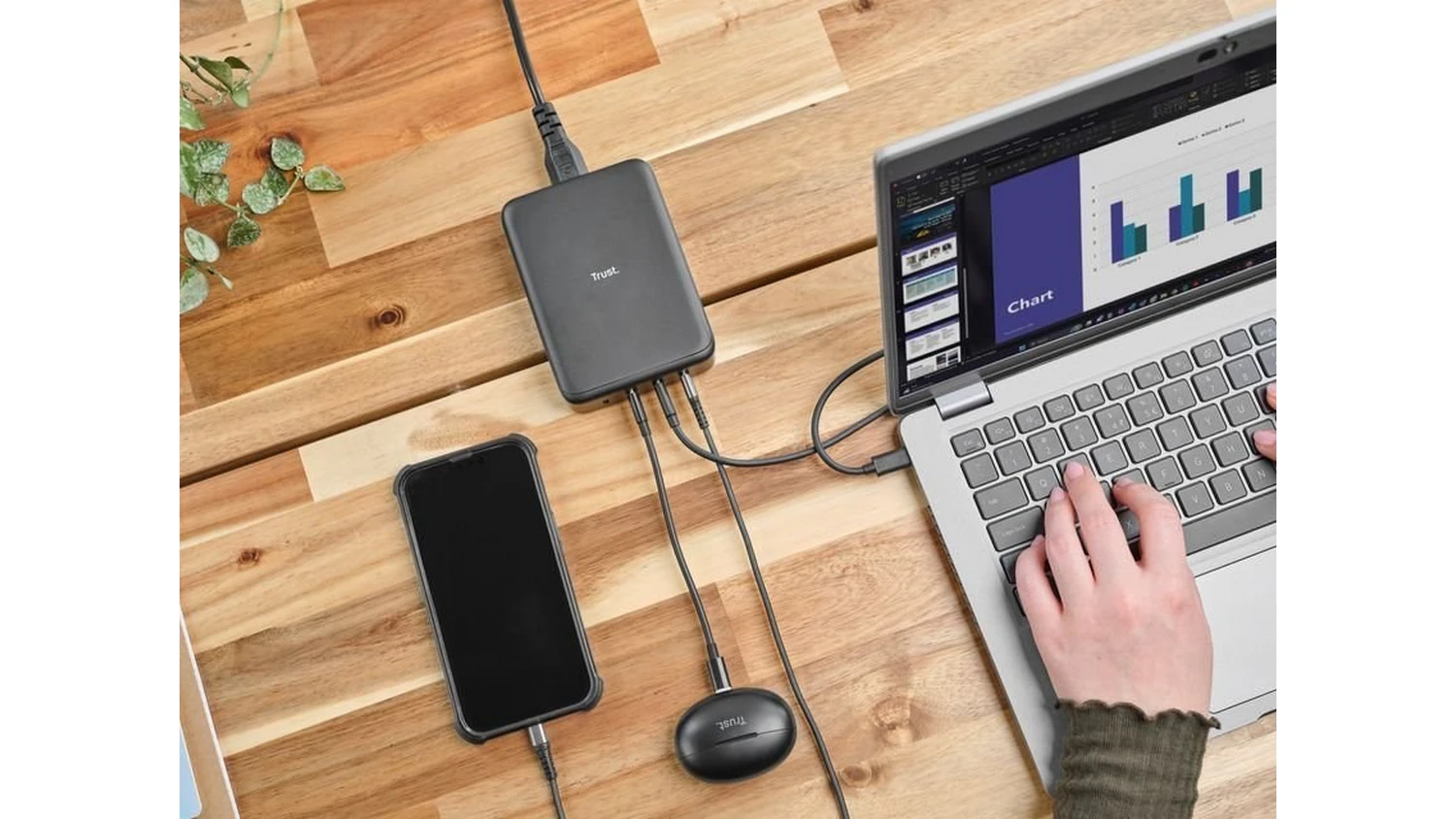 Použit&iacute; nap&aacute;jec&iacute;ho adapt&eacute;ru Trust Maxo 25413