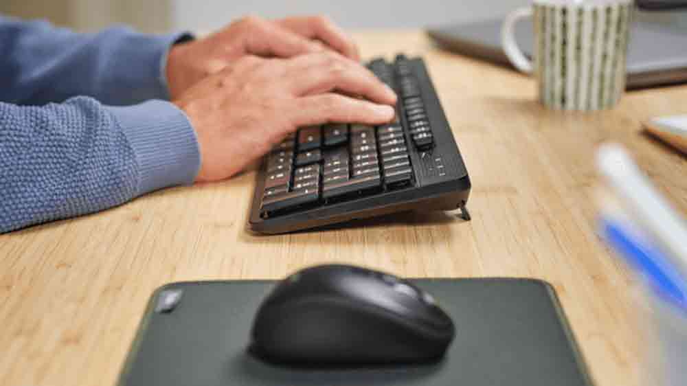 Detail na klávesnicu a myš Trust Ody II_03