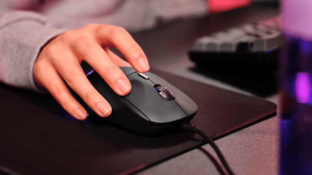 Ruka na hernej myši Trust GXT925 REDEX II _03