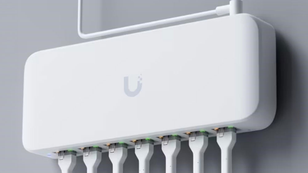 Switch UniFi UBIQUITI USW-FLEX plný možností _02