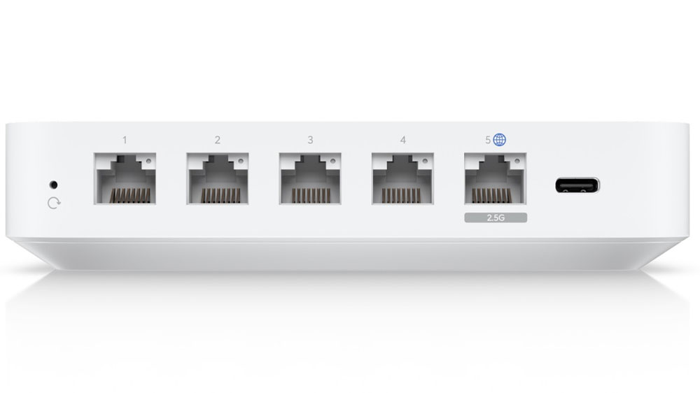 Cloudov&aacute; br&aacute;na Ultra Ubiquiti UCG-Ultra zezadu_02