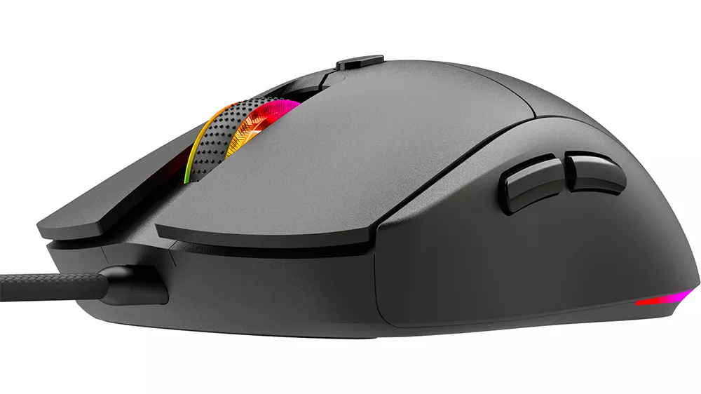 Herná myš Yenkee REAPER YMS 300BK demonštrujúca presný optický senzor a ergonomický tvar pre komfortný úchop