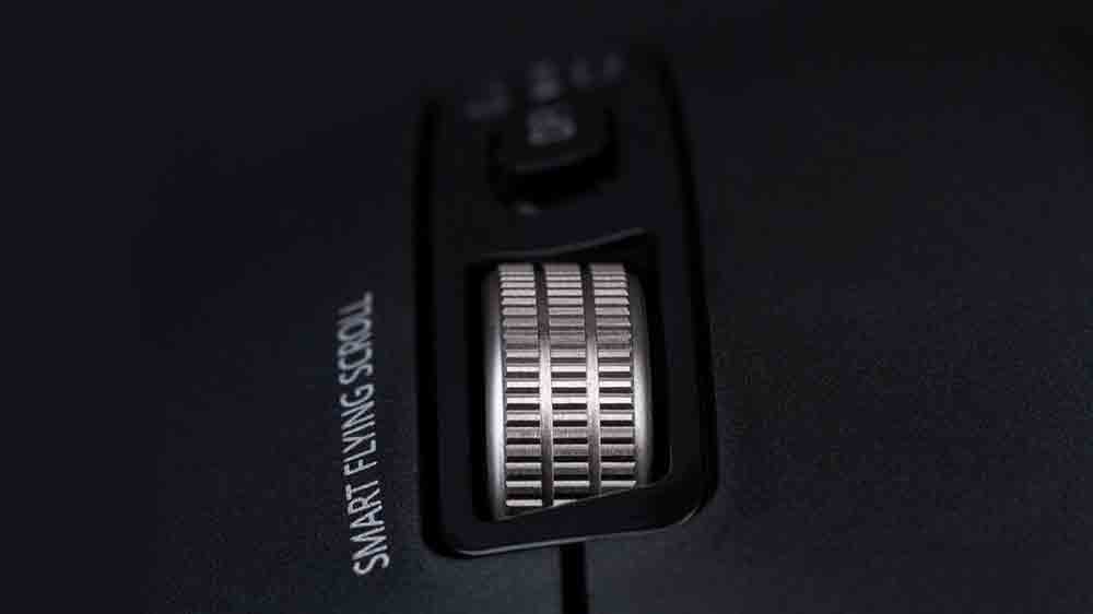 Detail na kolečko nab&iacute;jec&iacute; my&scaron;i SPIN Yenkee YMS 2095B _02