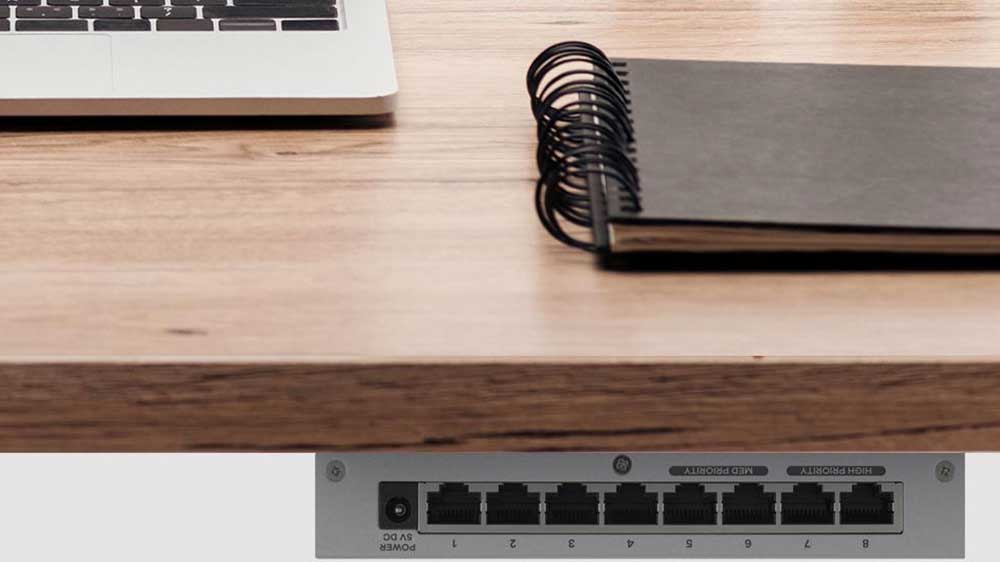 Switch Zyxel MG-105-ZZ0101F, 5-port_03