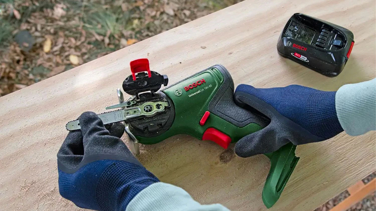 V&yacute;měna n&aacute;stavců na pile Bosch