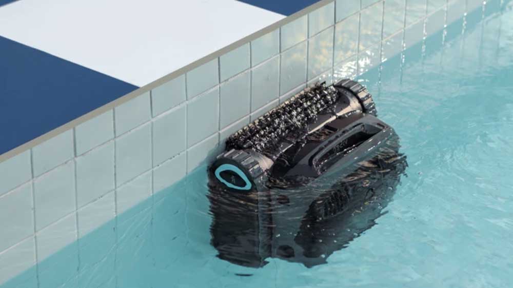 Bazénový vysavač Aiper Scuba X1 při práci_03