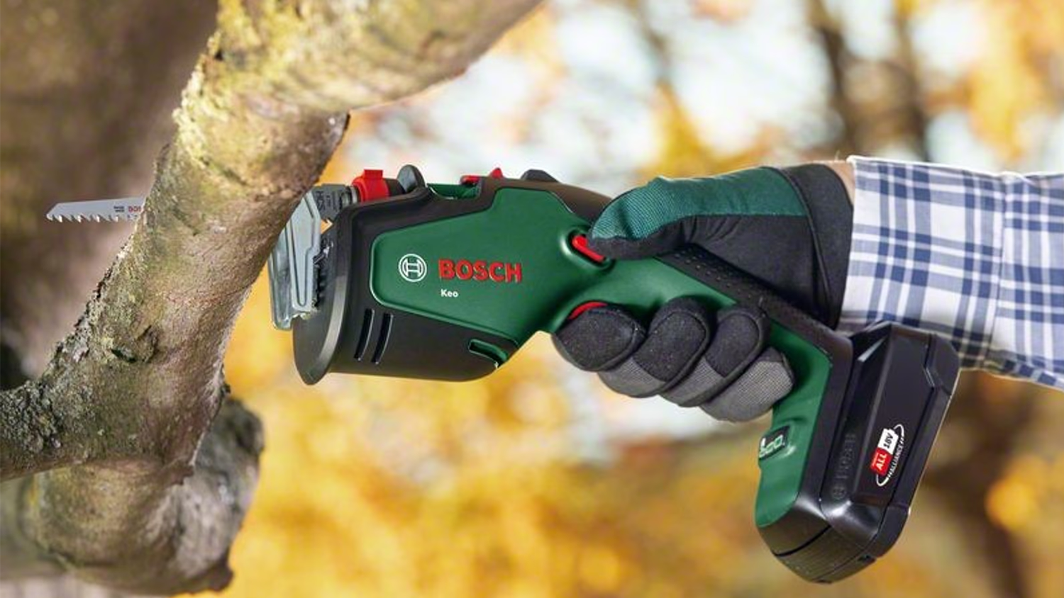 Pila prořez&aacute;vac&iacute; Bosch Keo 18 0.600.861.A00 řezaj&iacute;c&iacute; větev stromu