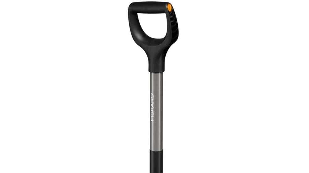 Detail madla rýče Fiskars Ergonomic_03