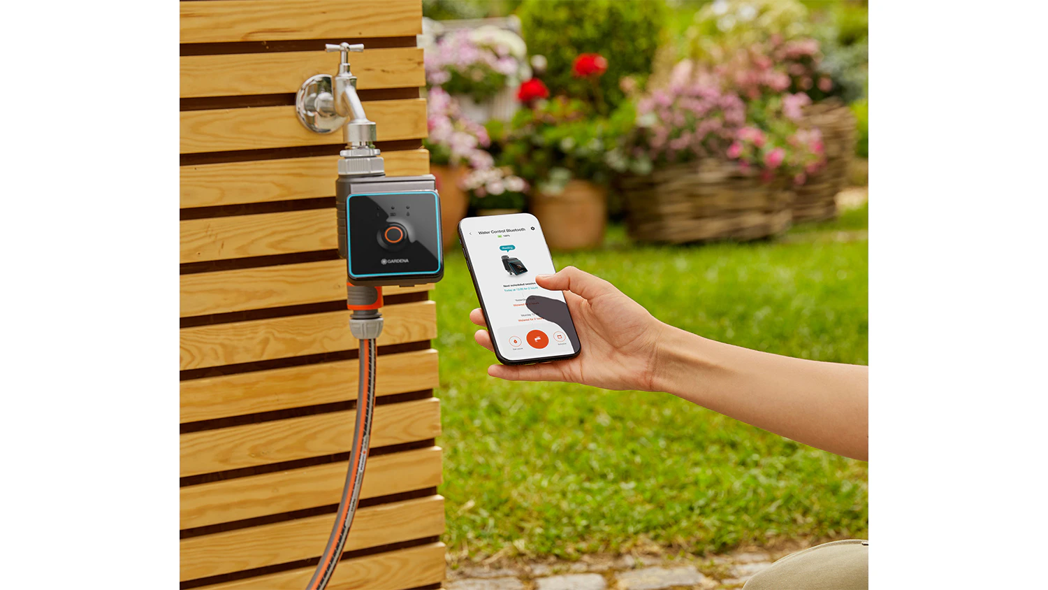 Ovl&aacute;d&aacute;n&iacute; zavlažovac&iacute;ho poč&iacute;tače GARDENA Bluetooth přes aplikaci