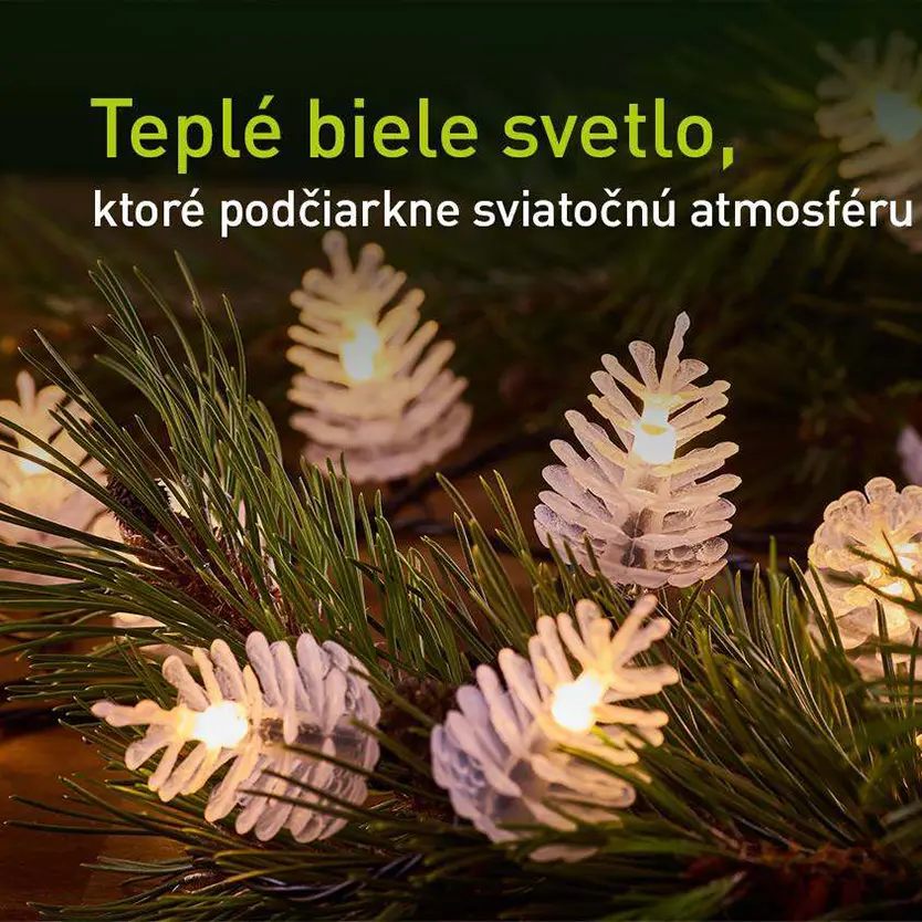 Detailn&yacute; pohľad na tepl&eacute; biele LED &scaron;i&scaron;ky vianočnej reťaze RETLUX RXL 369