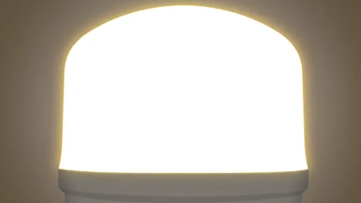 LED žiarovka Retlux RLL 445 30 W teplá biela vytvárajúca príjemnú teplú atmosféru
